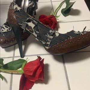 Wild rose heels